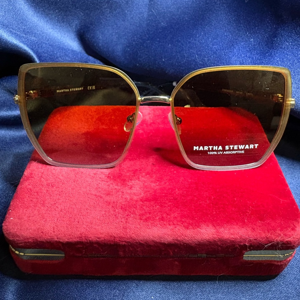 🌞Martha Stewart Sunglasses Tortoise Shell Black Amber NWT - Picture 2 of 9
